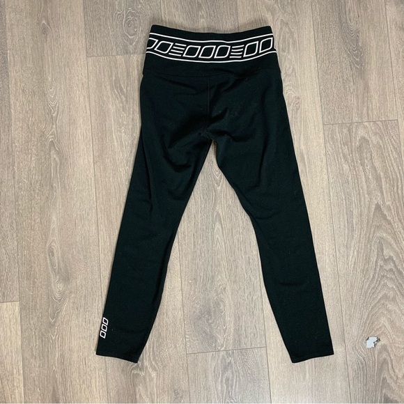 Lorna Jane High Rise 7/8 Length Leggings High rise waist Capri Crop Black Small - Picture 9 of 10